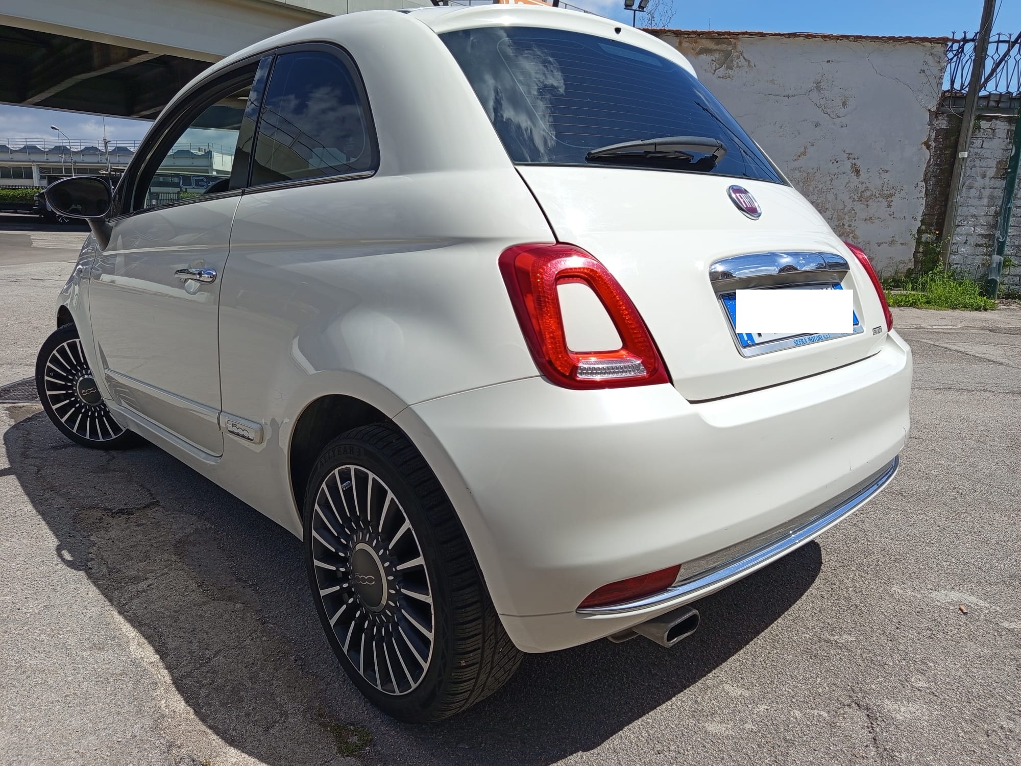 
								Fiat 500 full									