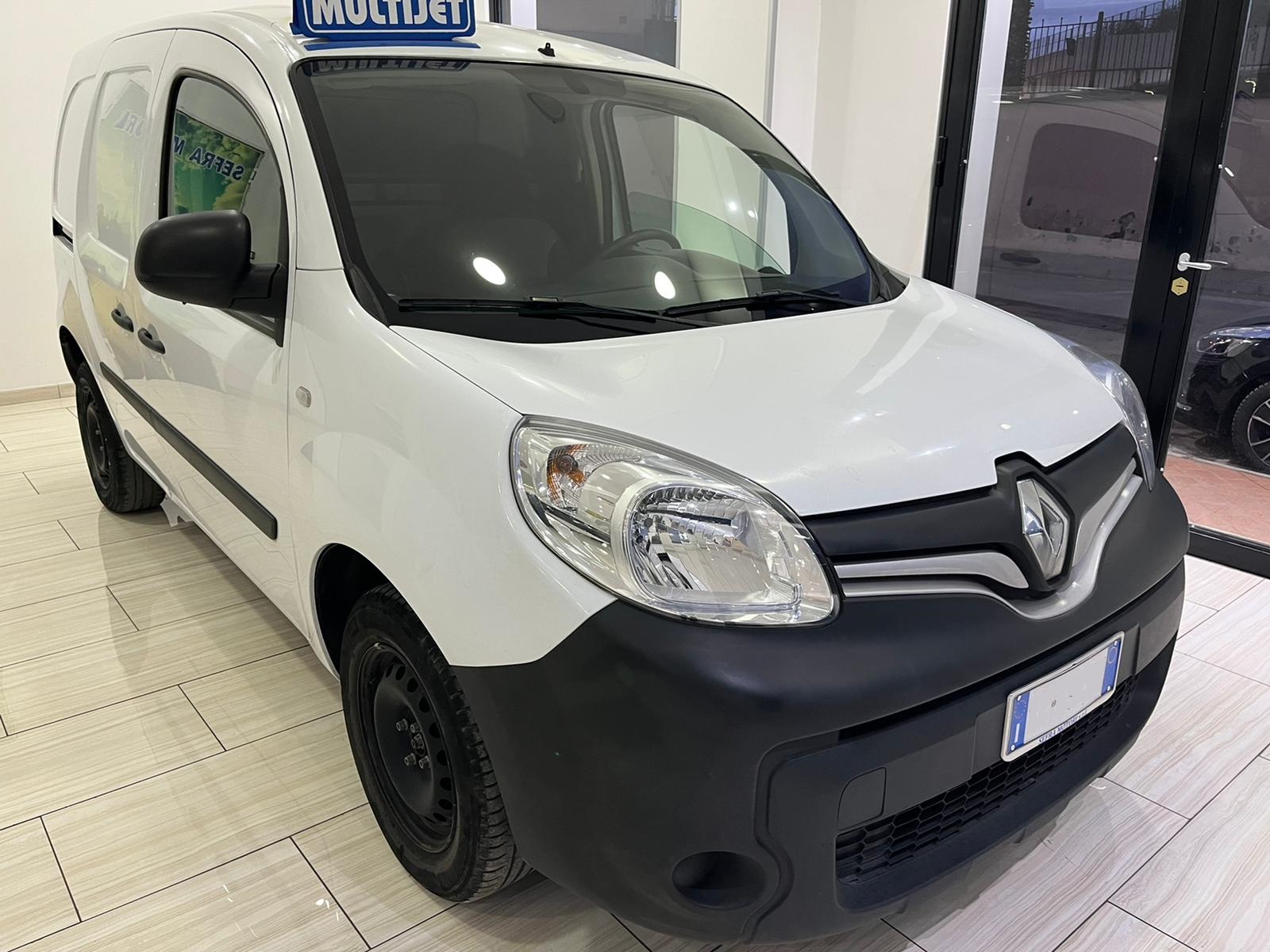 
								Renault Kangoo full									